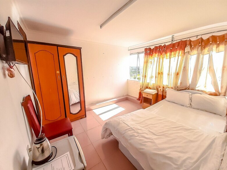 Rain Star Hotel