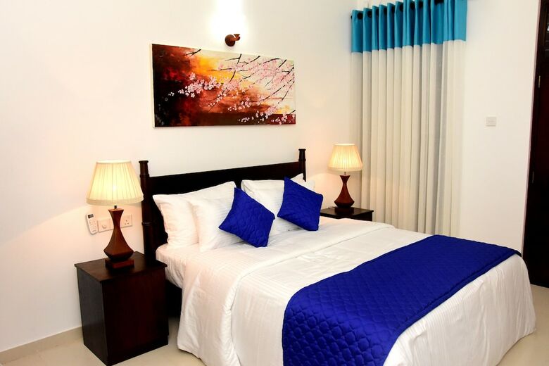 Blue Spring Hotel