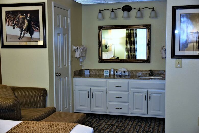 Hotel Best Western Spring Hill Inn & Suites
