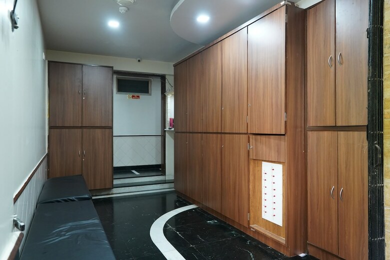 Hotel Sharda Residency