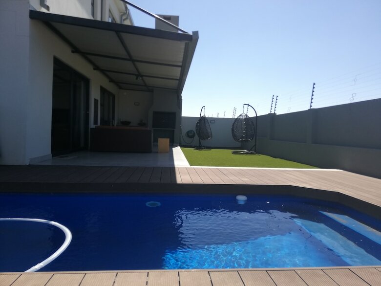 1 Olivia Estate