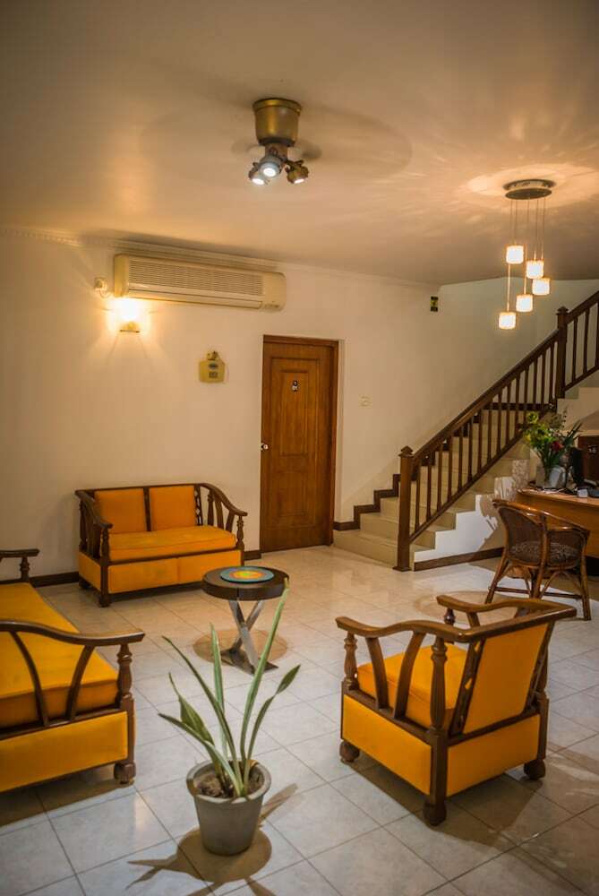 Hotel Blue Bird