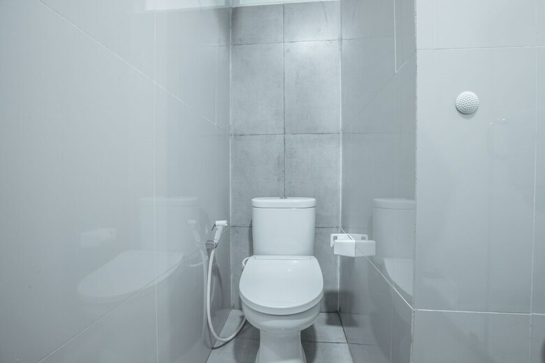 Hotel Oyo 1487 Residence Khoe