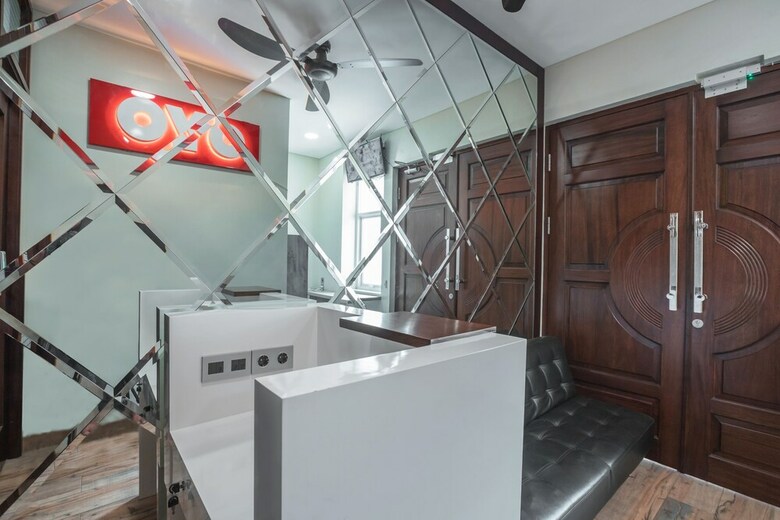 Hotel Oyo 1487 Residence Khoe