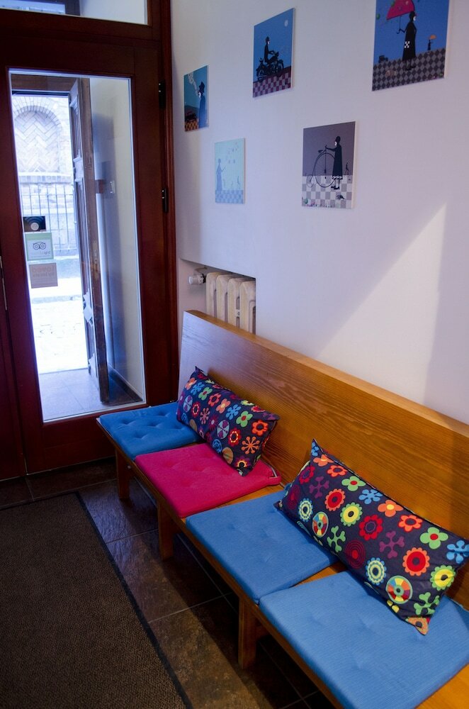 Hostal Red Nose - Hostel