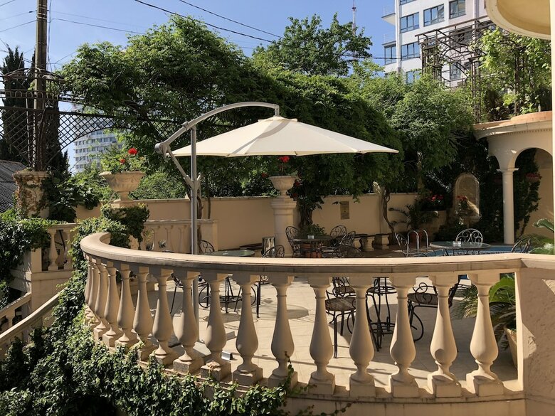 Hotel Grace Nairi
