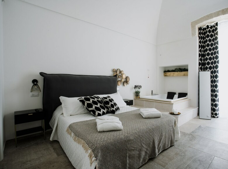 Bed & Breakfast Dimora Pirrelli - Suites & Spa
