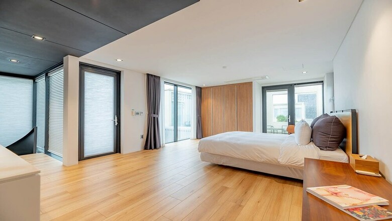 Namib Pool Villa Jeju