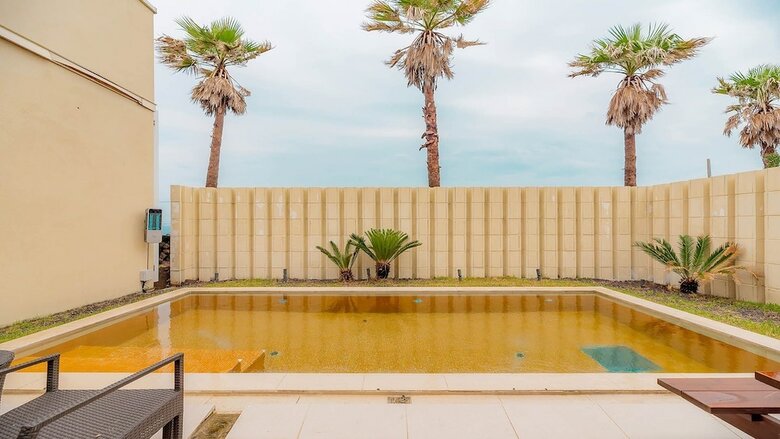 Namib Pool Villa Jeju