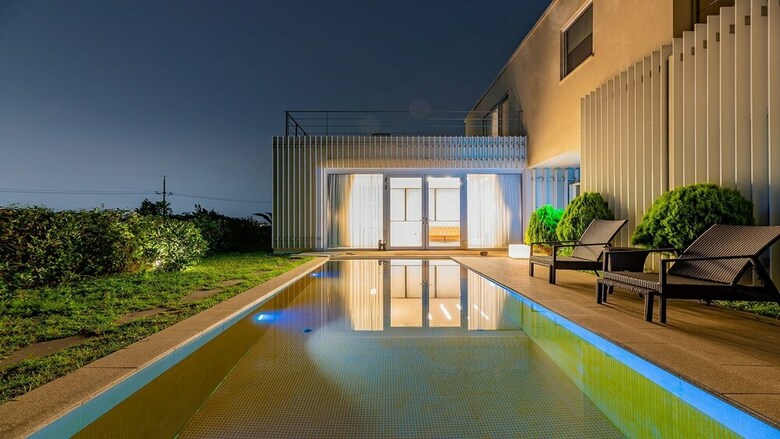 Namib Pool Villa Jeju