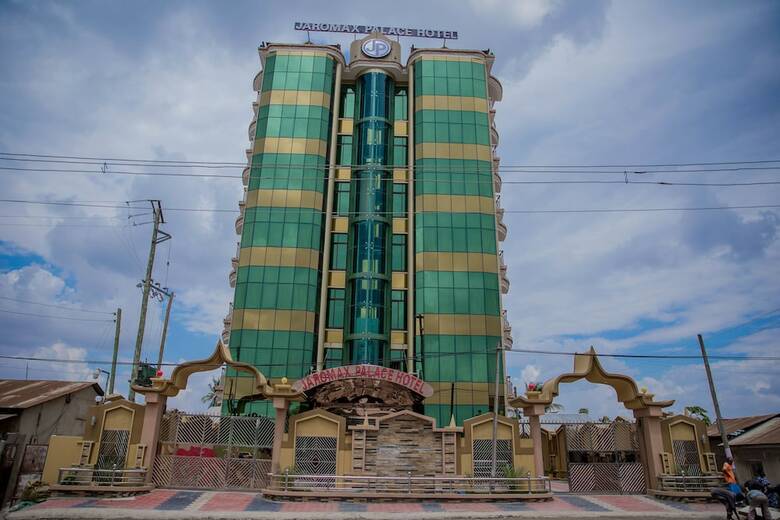 Bed & Breakfast Jaromax Palace Hotel