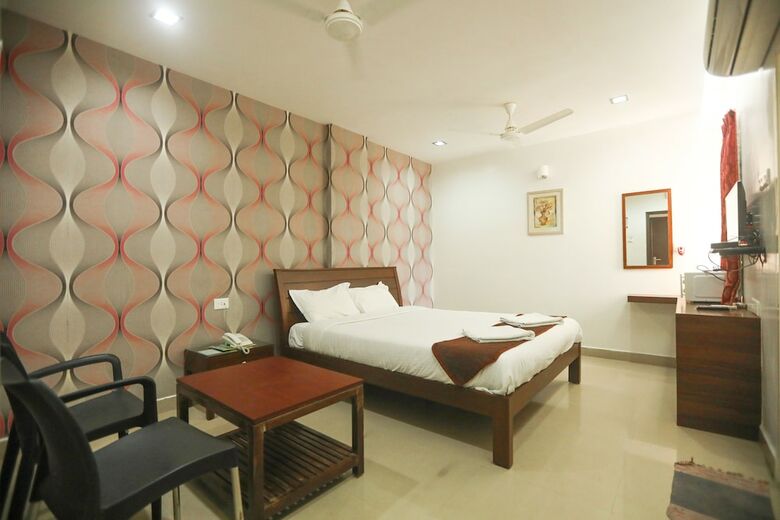 Hotel Ulo Aravindar Residency