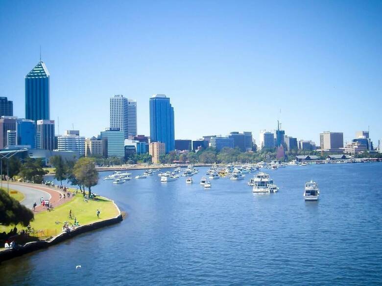 Apartamentos Two Bedroom Apt Next To Perth Cbd With Parking.