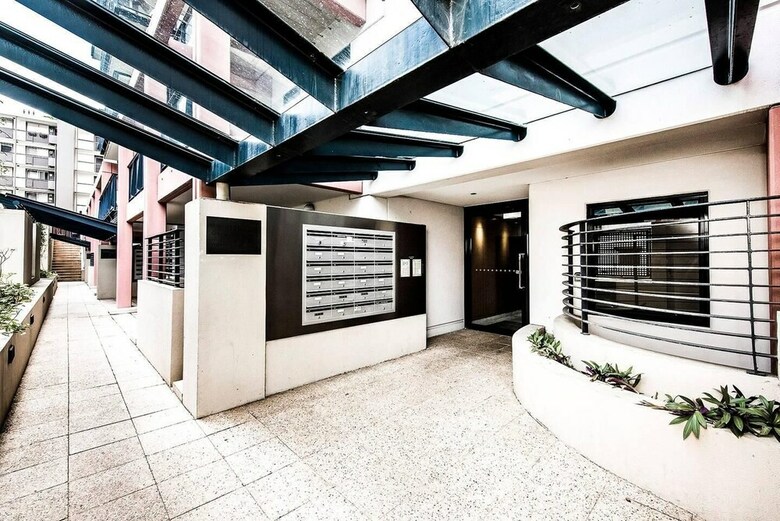 Apartamentos Two Bedroom Apt Next To Perth Cbd With Parking.