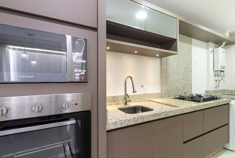 Aluguel Apartamento 3 Quartos 483