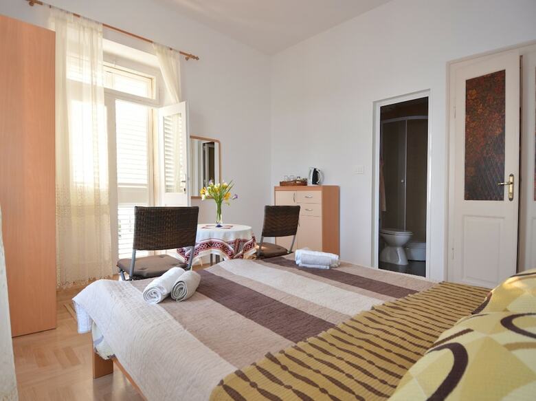 Hotel Guest House Enny - Adults Only