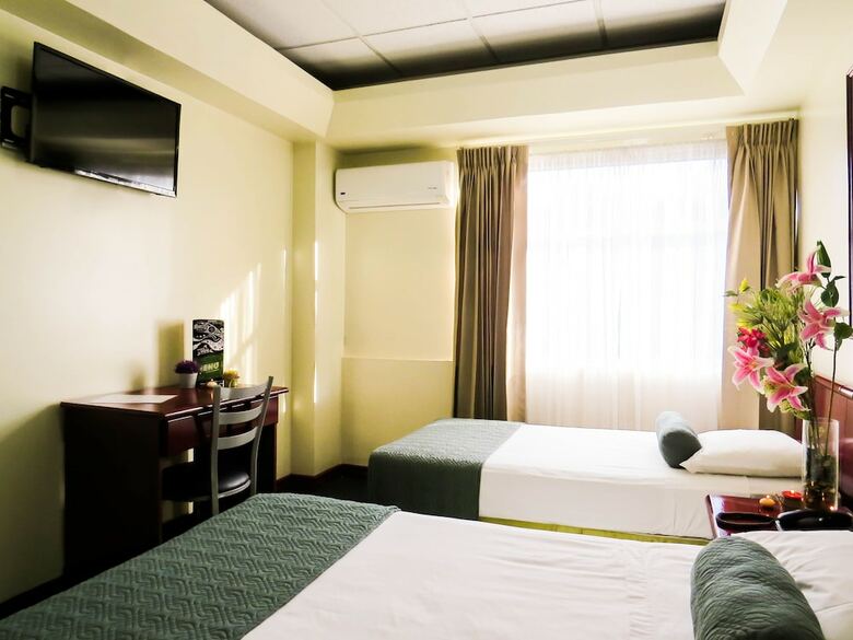 Moraz�n Hotel & Casino