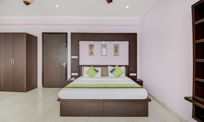 Hotel Treebo Trend Sahibs Stay Fine