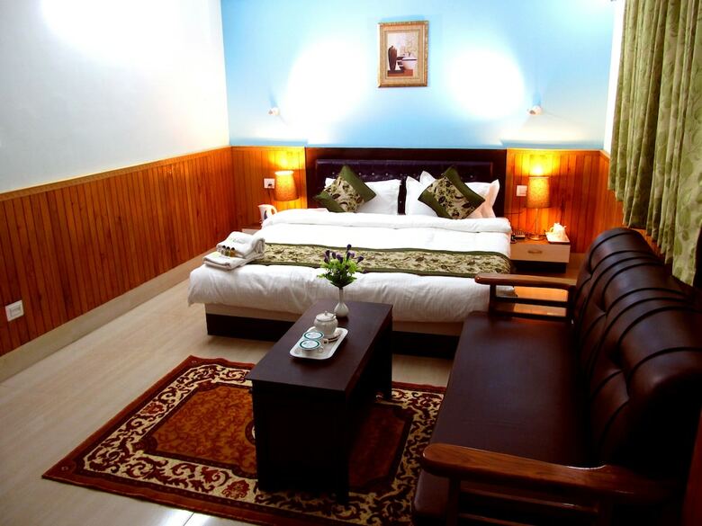 Retreat Hotel & Spa