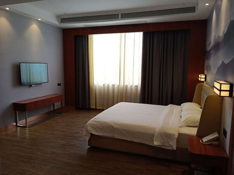 Jingtai Lidu Hotel