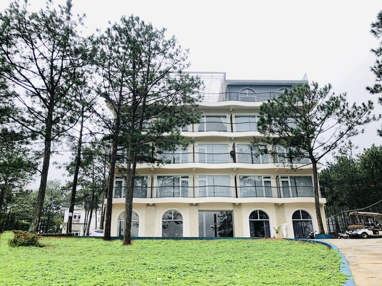 Hotel Romeo Juliet Dalat Resort
