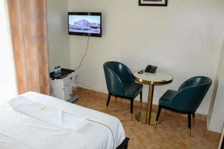 Fancy Hotel