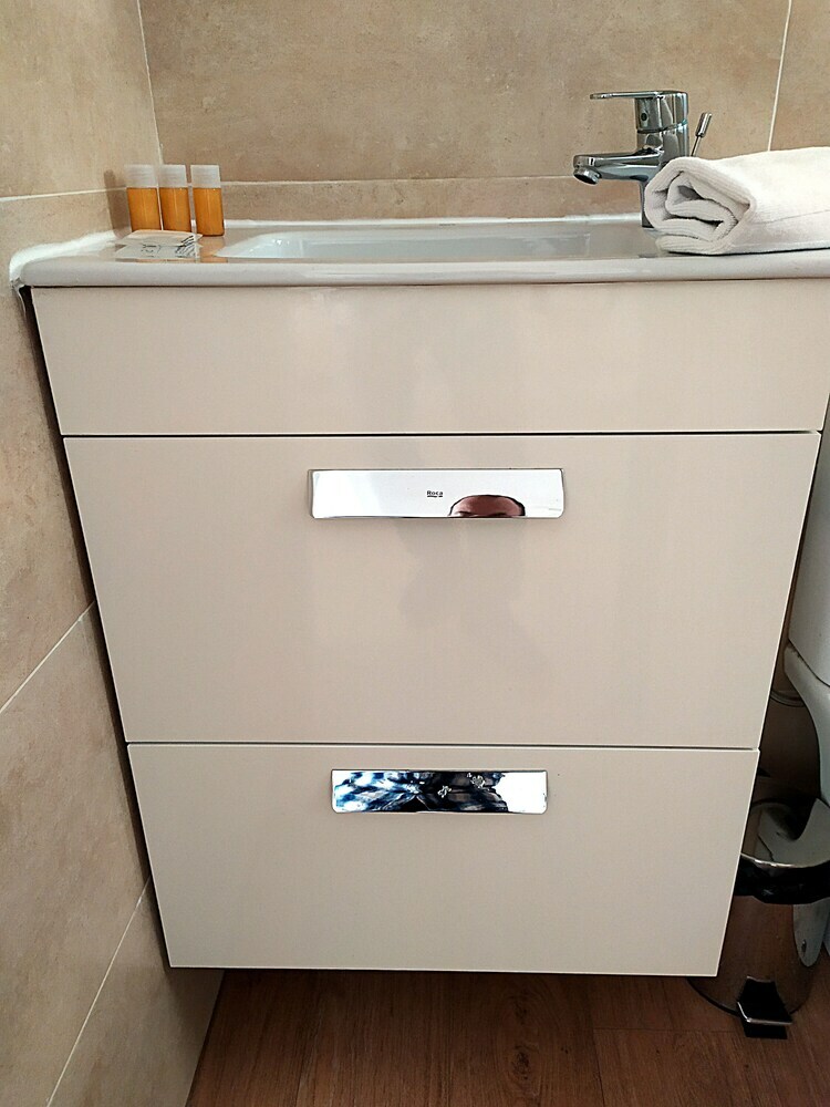 Comfortable Apartment Park Guell