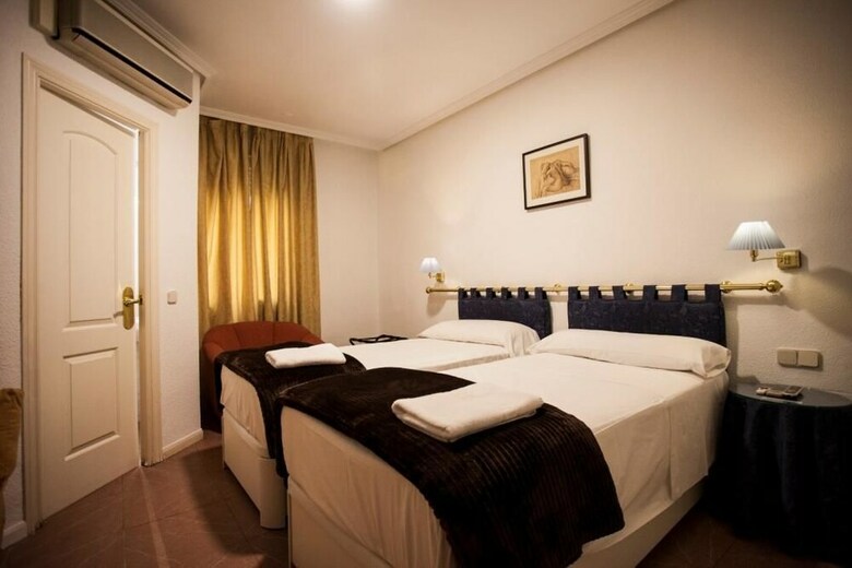 Hostal Jqc �rtico