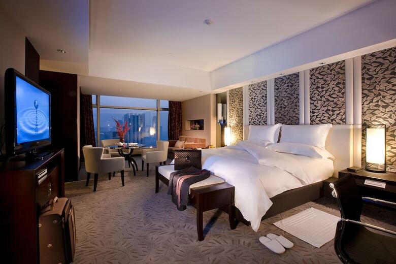 Ningbo Nanyuan Universe Deluxe Hotel