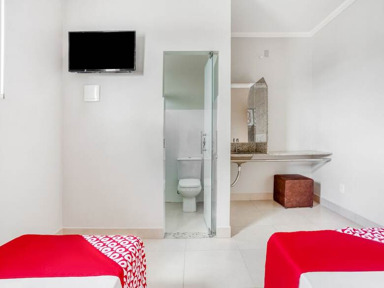 Oyo Hotel Economy