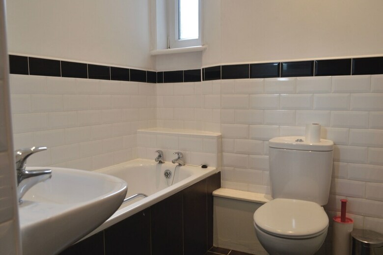 Modern 2 Bedroom Dalry Apartment