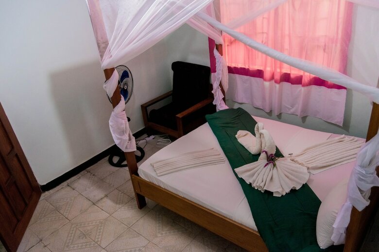 The Comfy Stay Hotel