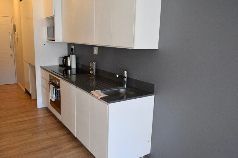 Private Apartment At Ports Edge