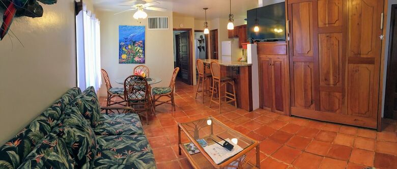 Hotel Tradewinds Paradise Villas