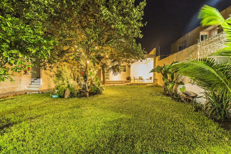 Av. 25 Apartments