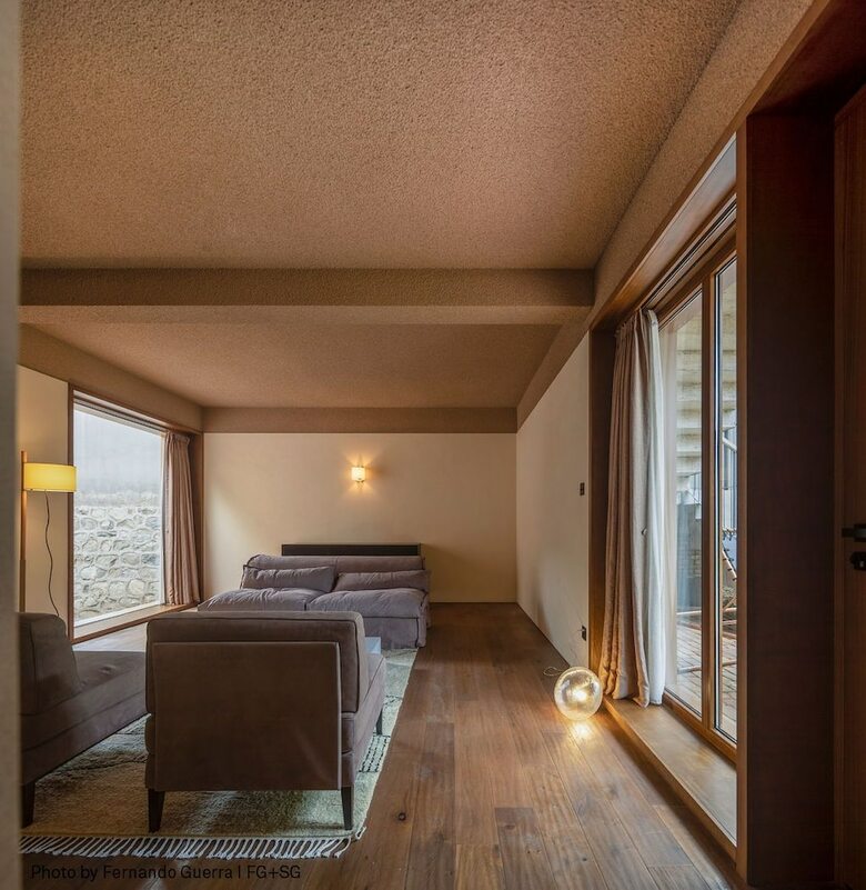Hotel Sansa Village