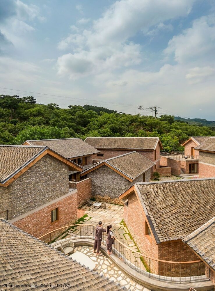 Hotel Sansa Village