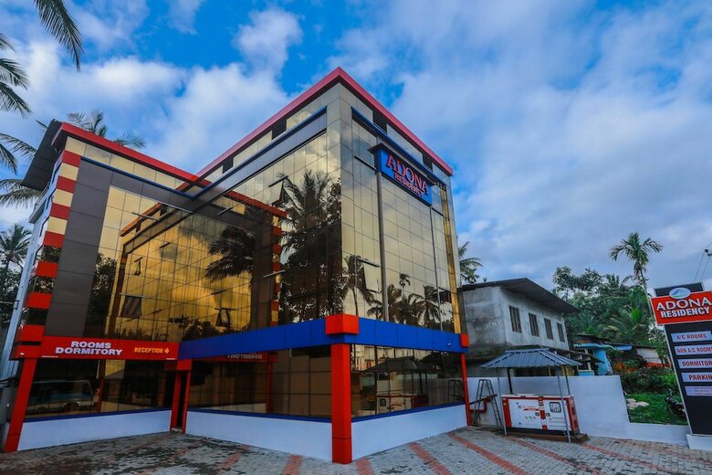 Hostal Adona Residency