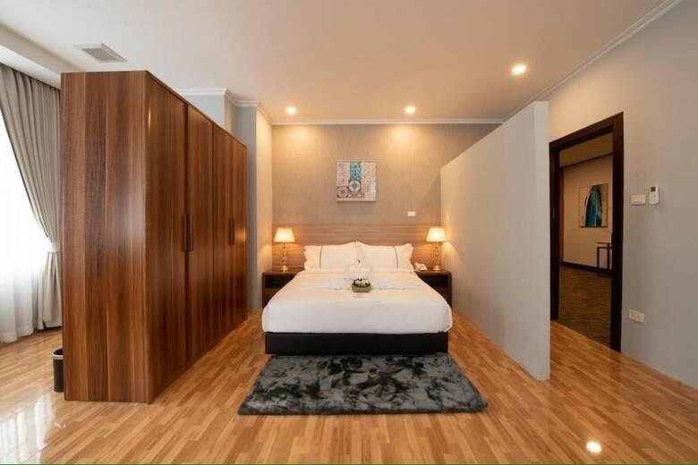 One Vientiane Hotel & Restaurant