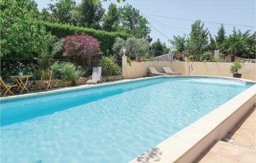 Holiday Home Eyragues Chemin de L'arenier II