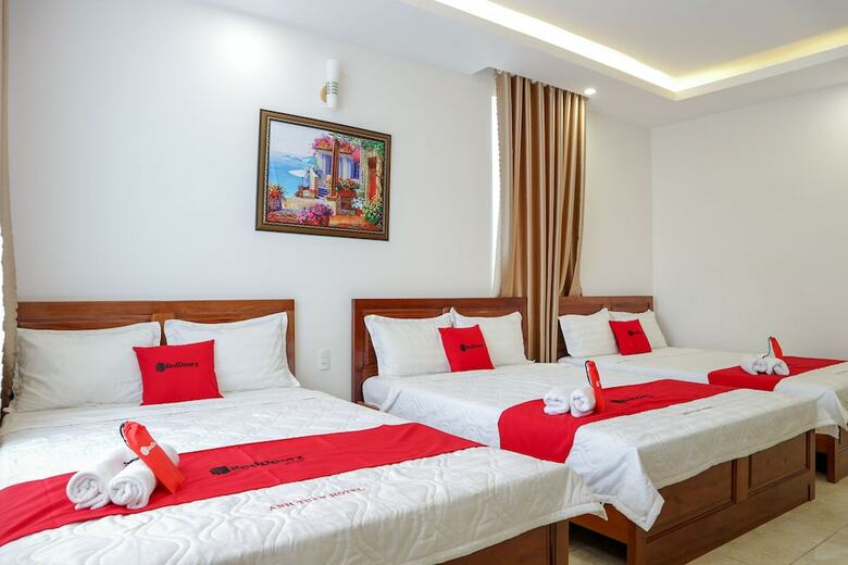 Hotel Reddoorz Plus @ Tran Quy Cap