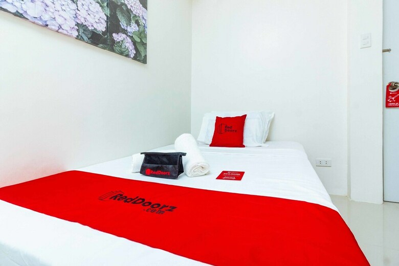 Hotel Reddoorz @ Salinas Extension Lahug