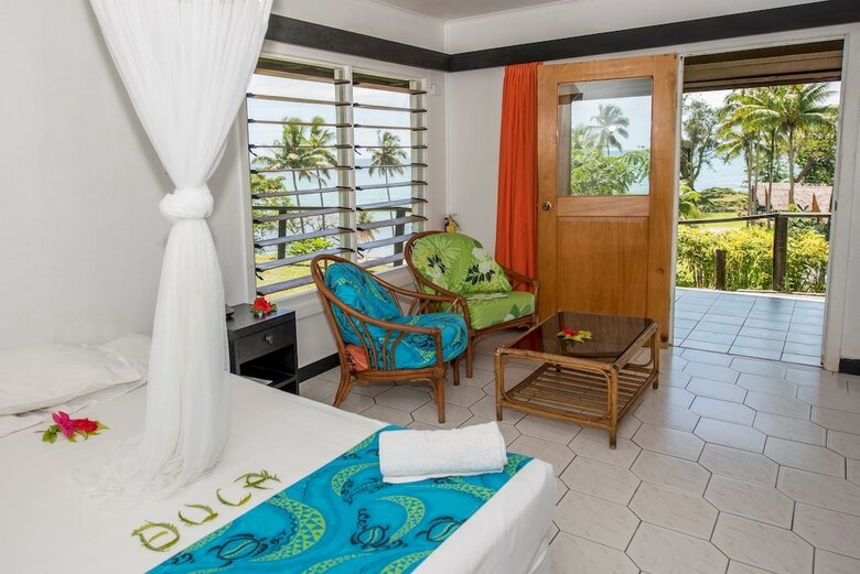 Hotel Crusoe's Retreat