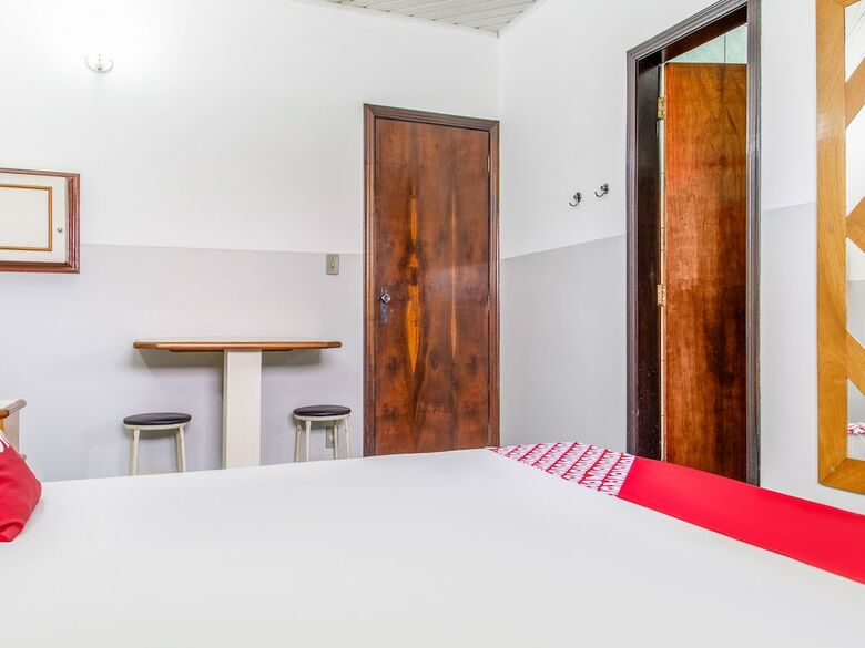 Oyo Hotel City
