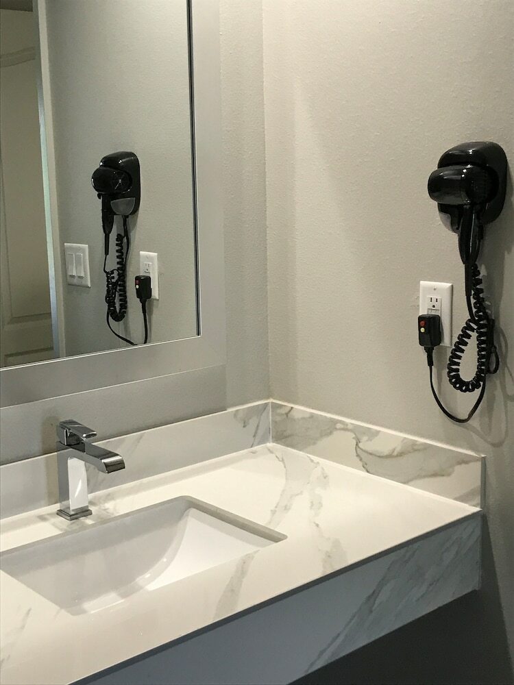 Motel Crystal Inn