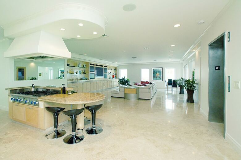 Villa Beach Mansion