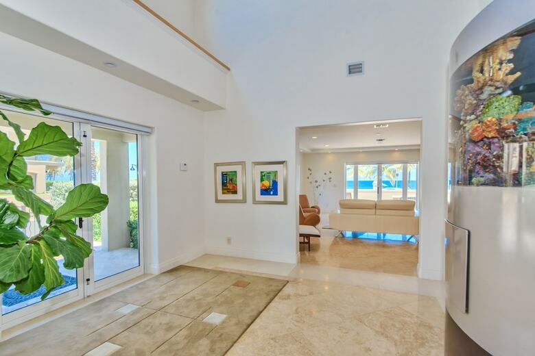 Villa Beach Mansion