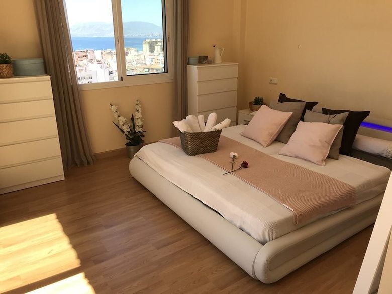Hotel Rooms In Seafront Villa