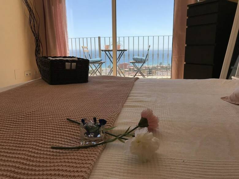 Hotel Rooms In Seafront Villa