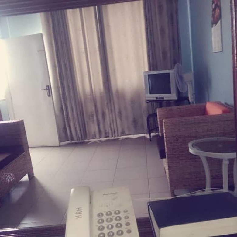 Jeliza Hotel